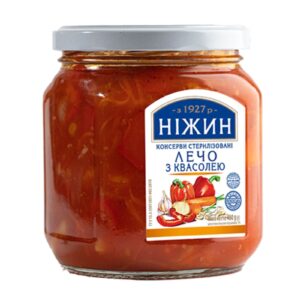 Pohár leča s fazuľou Nizhyn